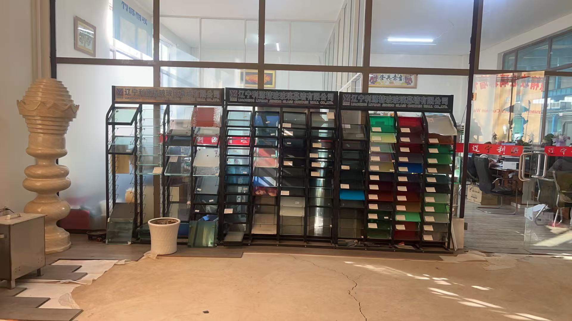 岳阳市工程玻璃批量采购玻璃幕墙 - 方案